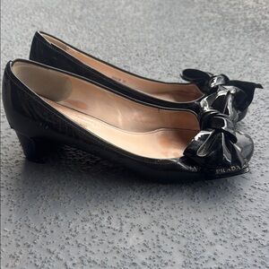 Prada Women's Black Bow Pumps